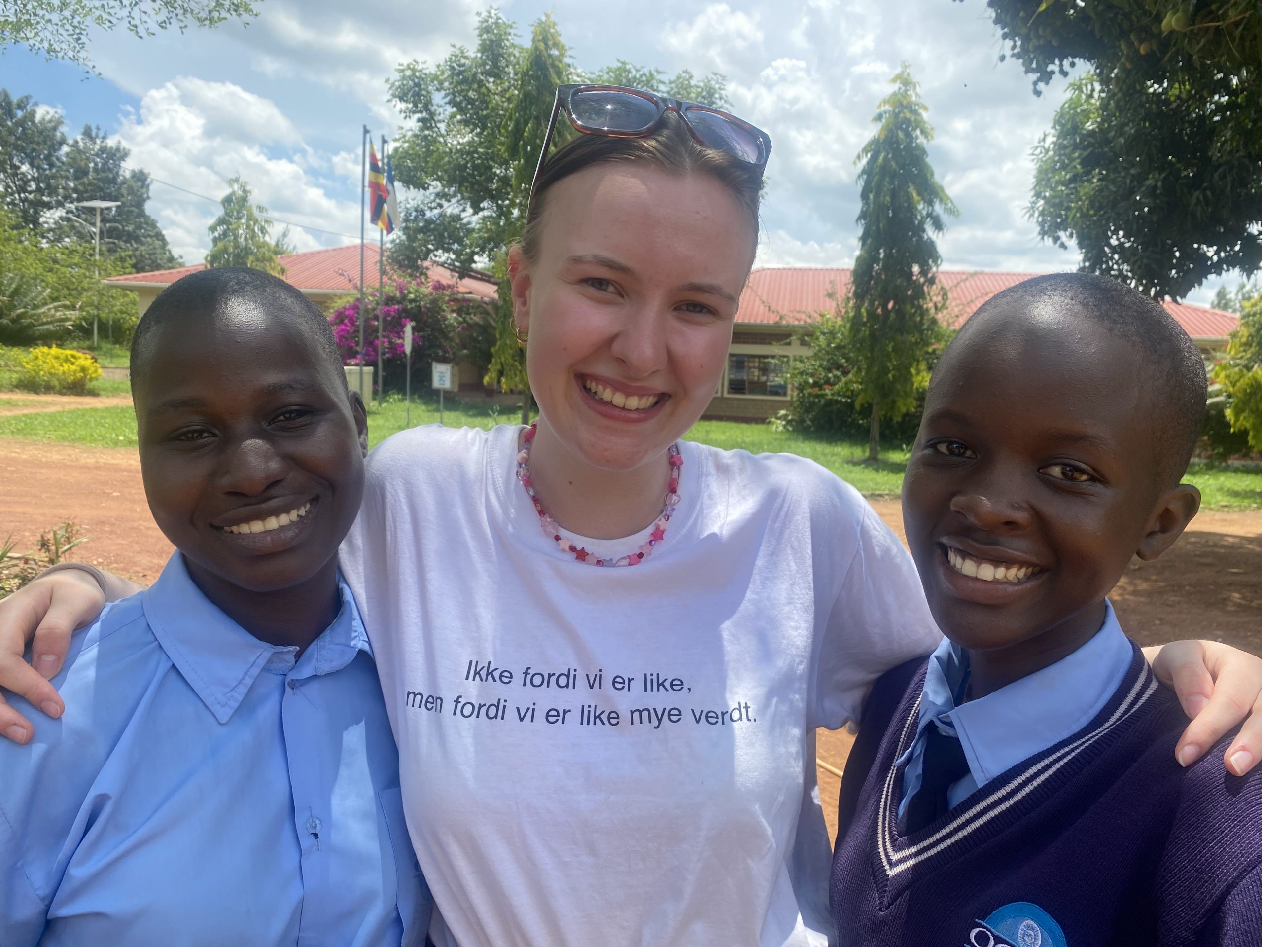 OD-leder, Magnhild, på besøk i Uganda i April